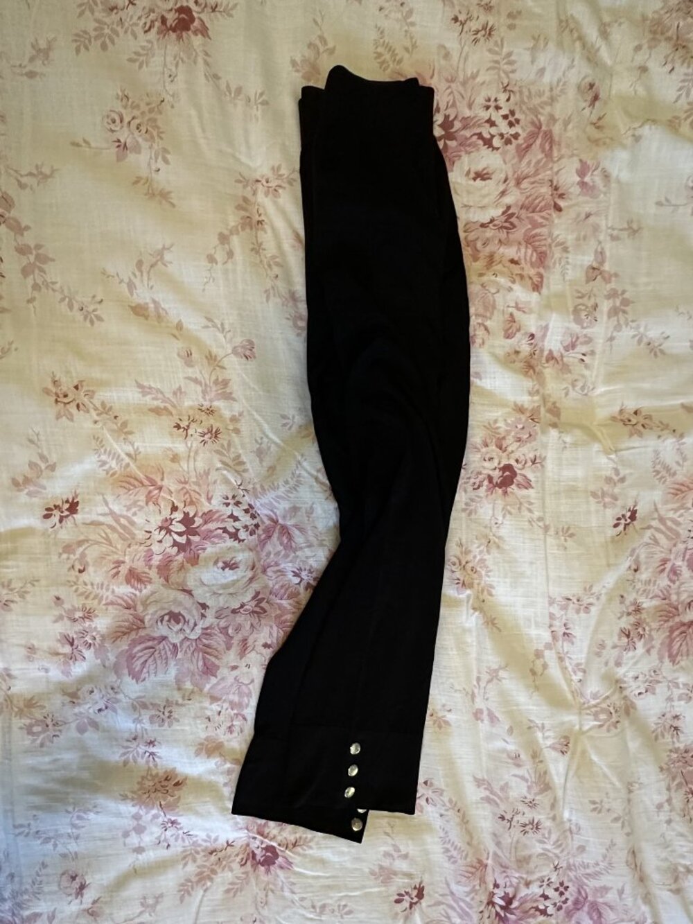 CAPRI LEGGING WITH METAL DETAIL